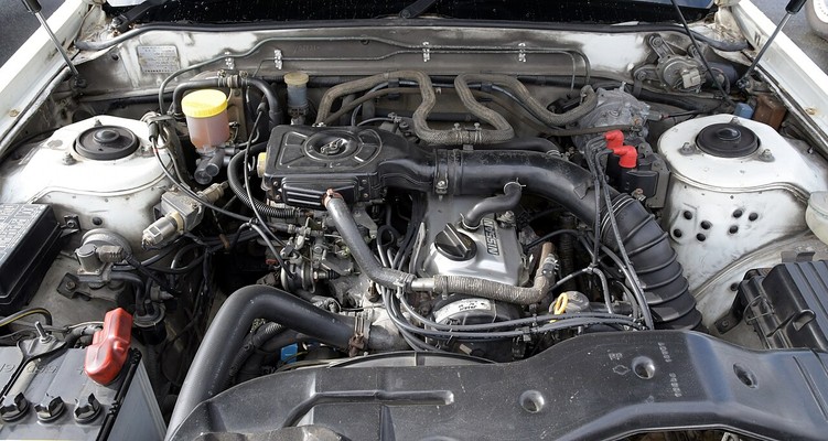 Motor Nissan CA20
